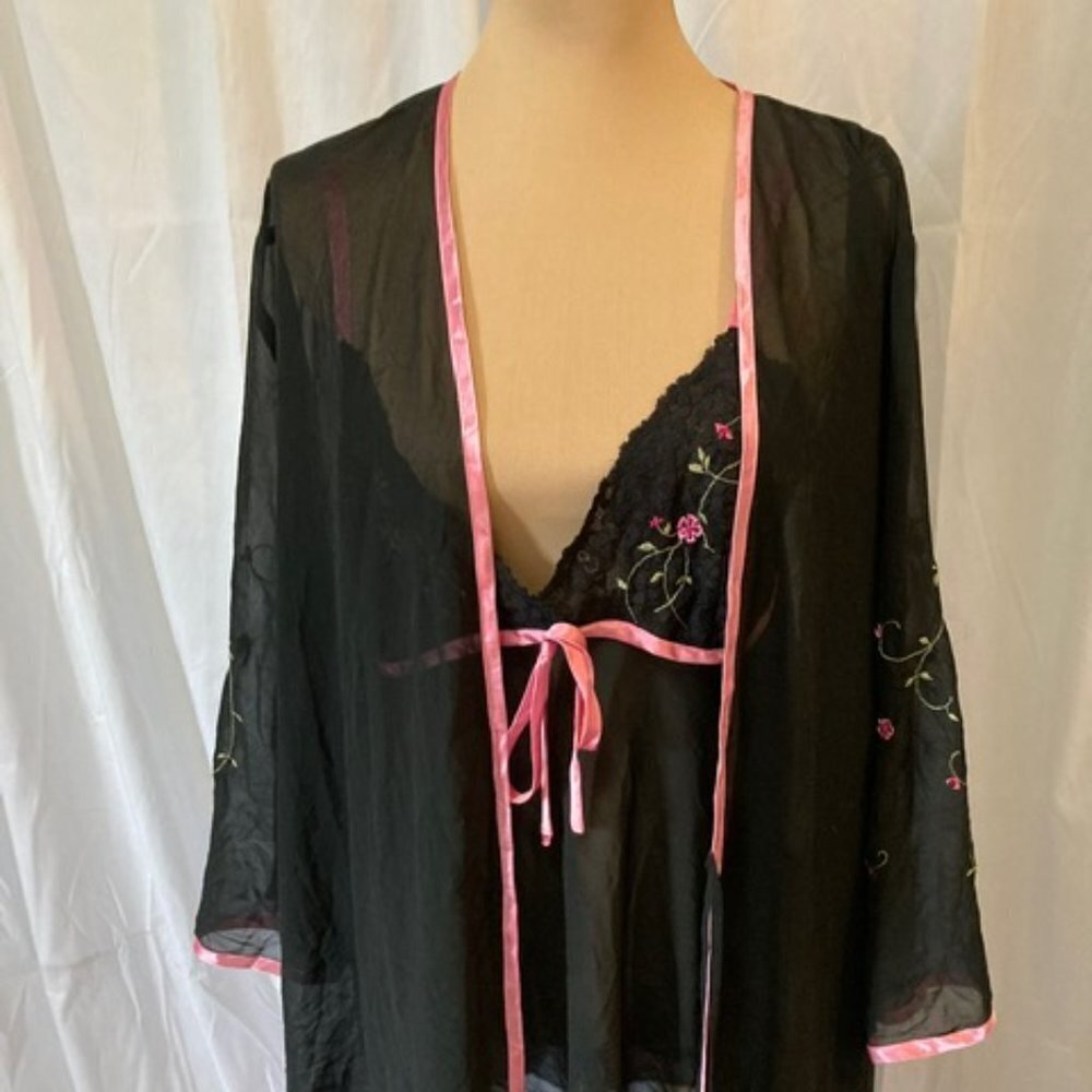 Vintage Oscar de la Renta babydoll nightie with matching robe